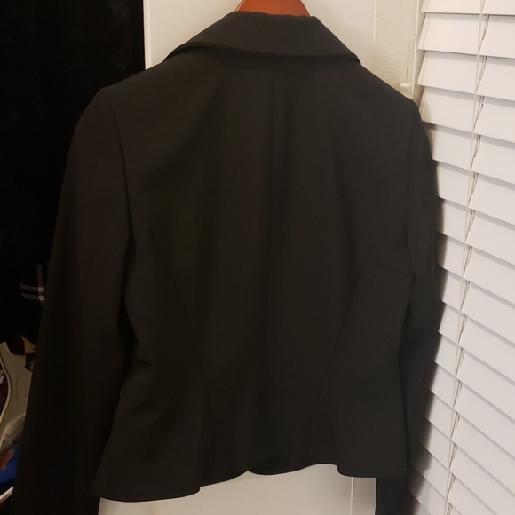 Tahari Jacket - Picture 2 of 3